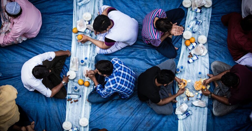 ヨガ前に適した食事と避けるべき食べ物の比較イメージ