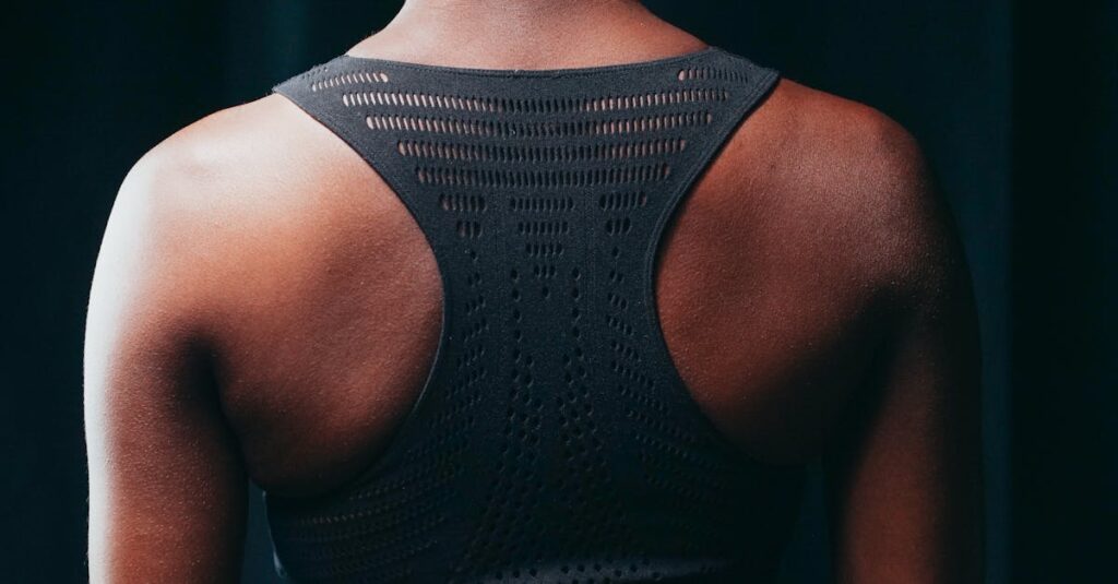 おしゃれで機能性の高いヨガウェアブランドを着こなす女性たちのイメージ画像